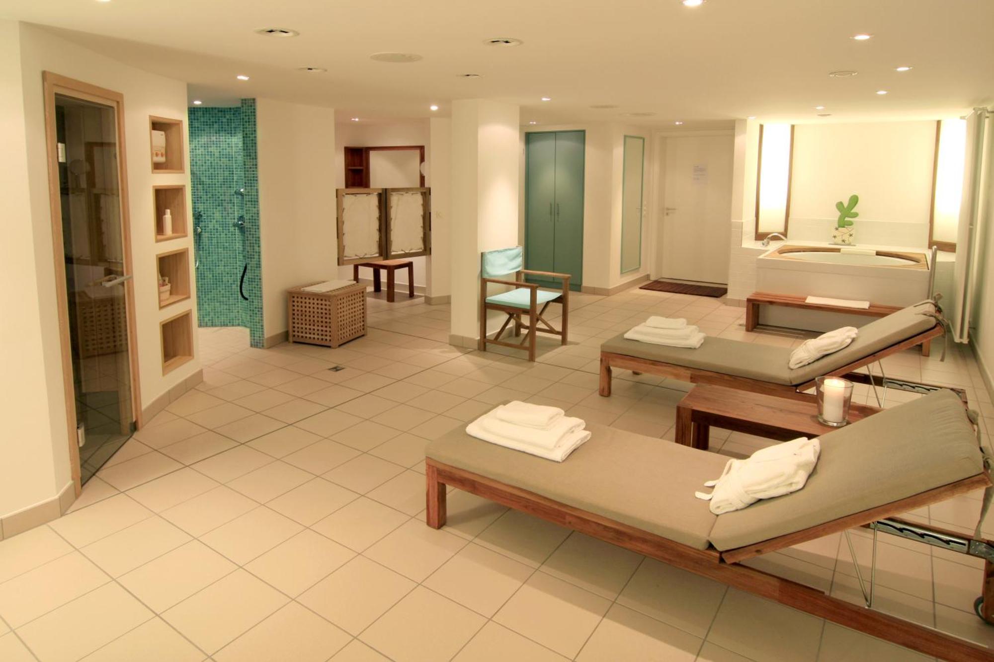 H.W.S. Hotel Der Wilde Schwan ซาการ์ด ภายนอก รูปภาพ